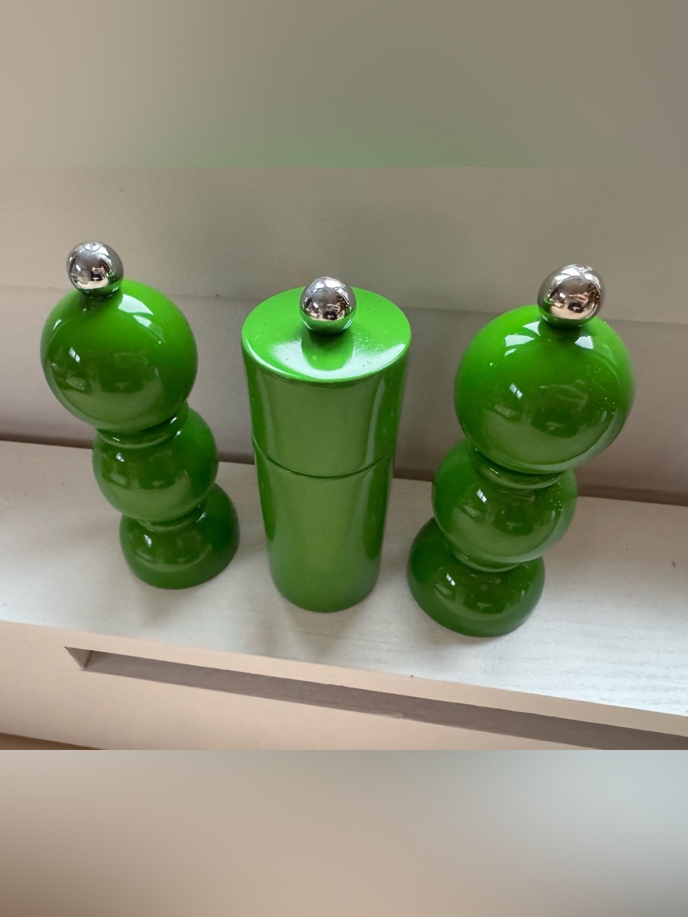 Addison Ross Leaf Green Mini Column Salt or Pepper Mill